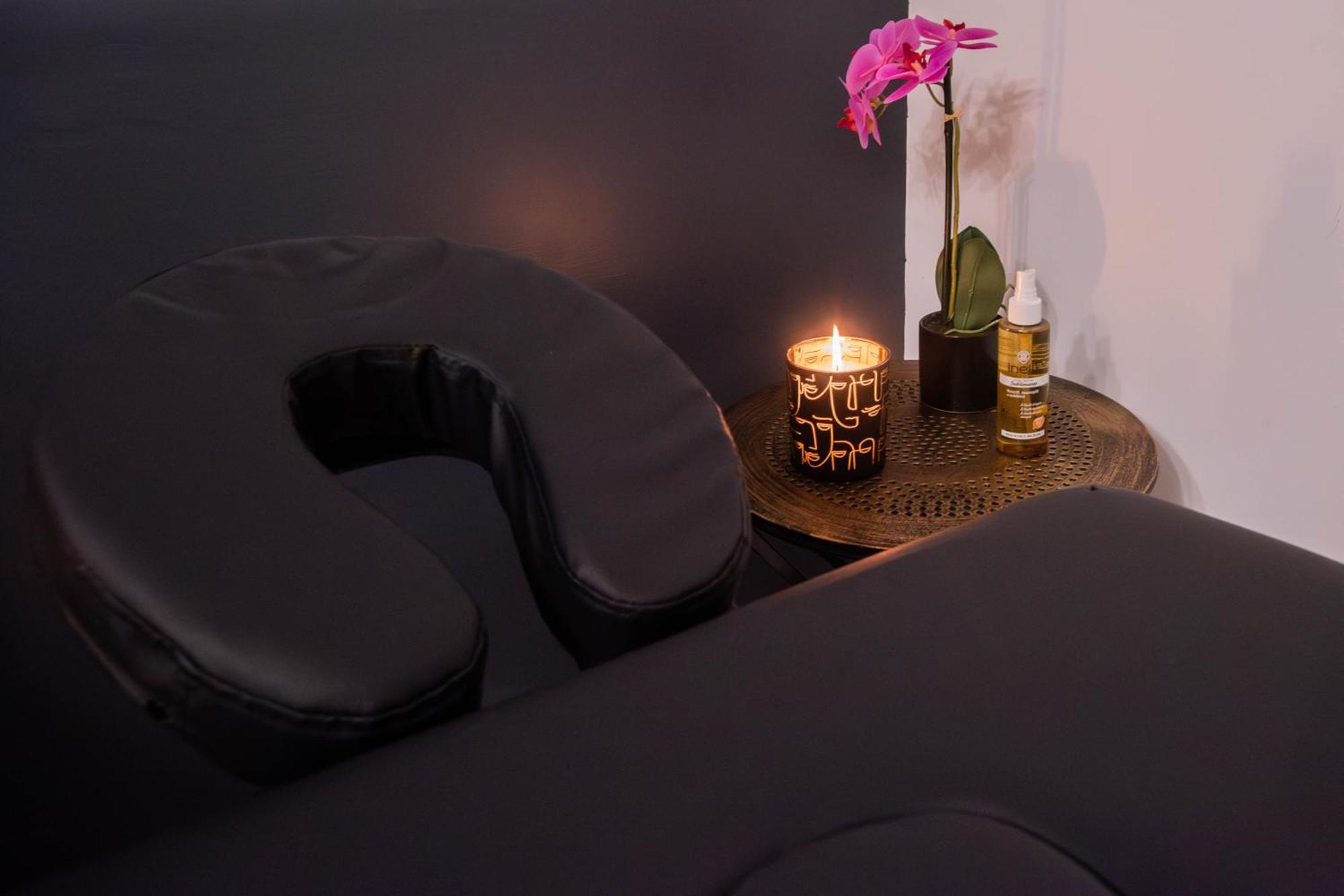 Suite Romantique Jacuzzi Μουλέν Εξωτερικό φωτογραφία
